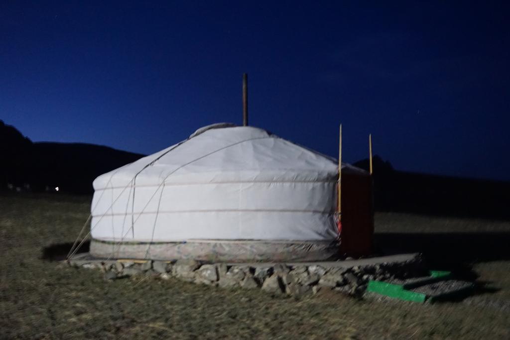 My Mongolia Eco Ger Camp Hotel Nalayh Exterior foto