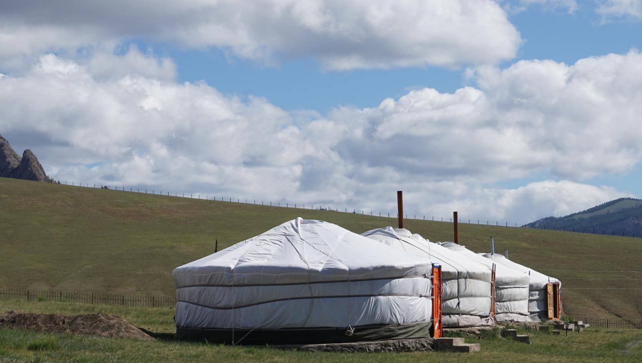 My Mongolia Eco Ger Camp Hotel Nalayh Exterior foto